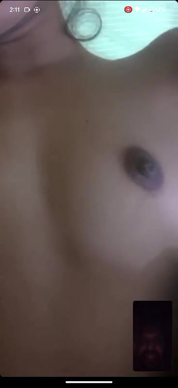 hijab girl boobs show on viral video call sex chat