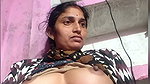 Pooja aunty show her boobs