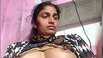 Pooja aunty show her boobs