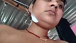 aanushaka boob show