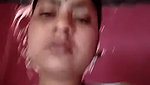 aanushaka boob show