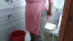 Tamil aunty washes clothes in bathroom when a guy comes & gives her rough sex – And give something behind (Huge cumshot)