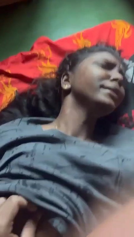 Tamil sex bhabhi moaning missionary fucking
