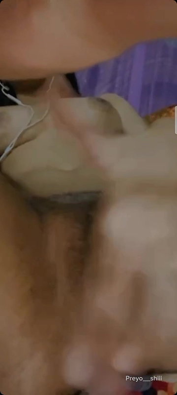 horny girlfriend naked pussy Desi fingering show