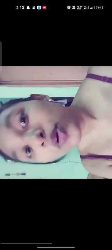 Indian girl stripping bra and viral boob show