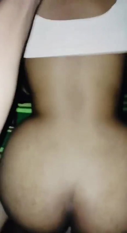 GF sucking dick and doggy in viral Bengali sex