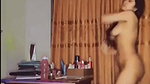 sexy ass slim Desi girl nude on cam viral show