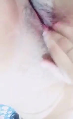 big boobs girlfriend naked fingering viral MMS