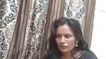 viral Indian mature slut handling customer dick