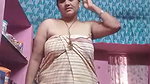 mature aunty removing towel and viral pussy show
