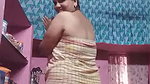 mature aunty removing towel and viral pussy show