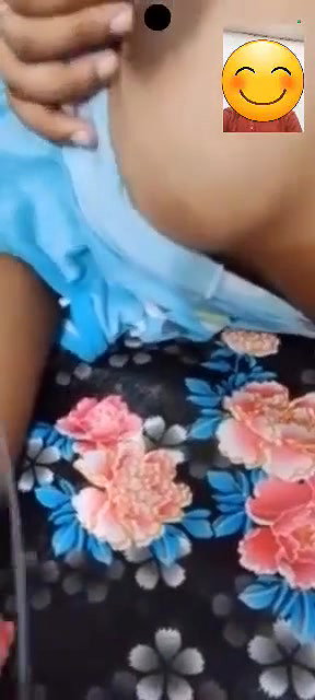 girlfriend topless video call boobs show to lover