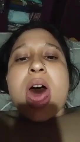 horny bhabhi sex pussy needs dick viral fingering
