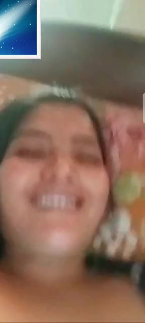 boobs show on a video call by a hot girl viral MMS