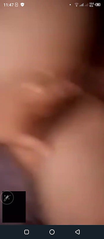 bhabhi boobs show and bald pussy viral fingering