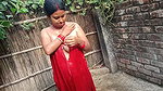 village bhabhi outdoor nude bath captured by devar
