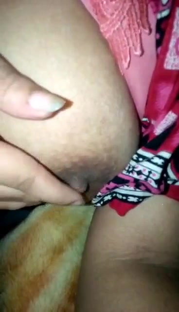 boob dikhake dabayi