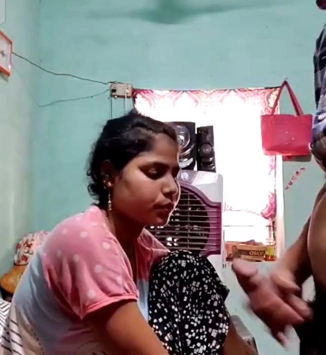 Desi Wife Giving Blowjob Fucking