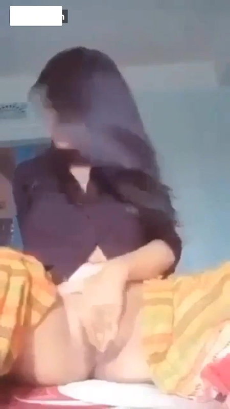 Very Horny Girl Fingering Her Pussy