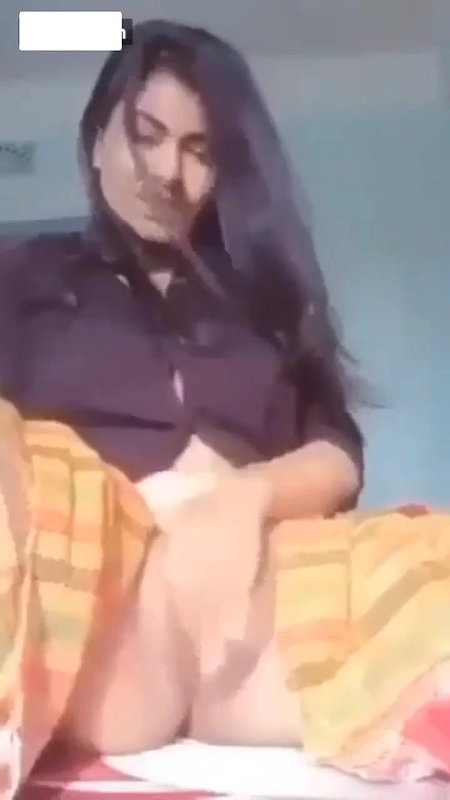 Very Horny Girl Fingering Her Pussy