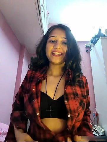 Riya enjoying with Boyfriend on VC