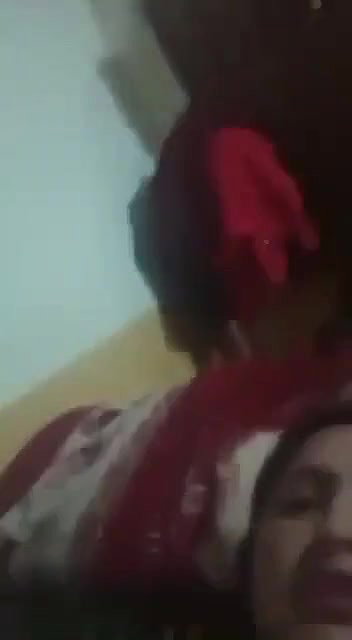 lonely big boobs wife pussy fingering viral show