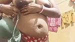 Bengali bhabhi showing her huge boobs