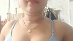 Bengali bhabhi showing her huge boobs