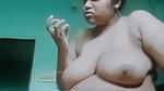 unsatisfied big boobs aunty nude viral clip