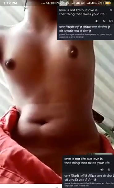 Tiny tits Indian girl bathing naked viral clip