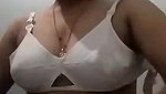 Desi Girl Shows Round Globes In Topless Mode