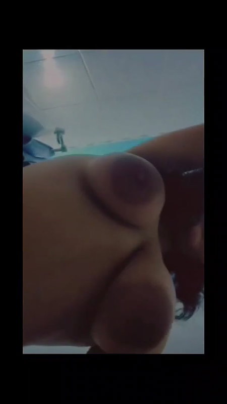 Tanker Bengali Chubby Girl Showing