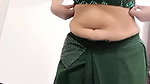 super hot Indian bitch poking her pussy
