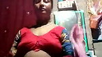 mature village Bhabhi applying oil on her pussy