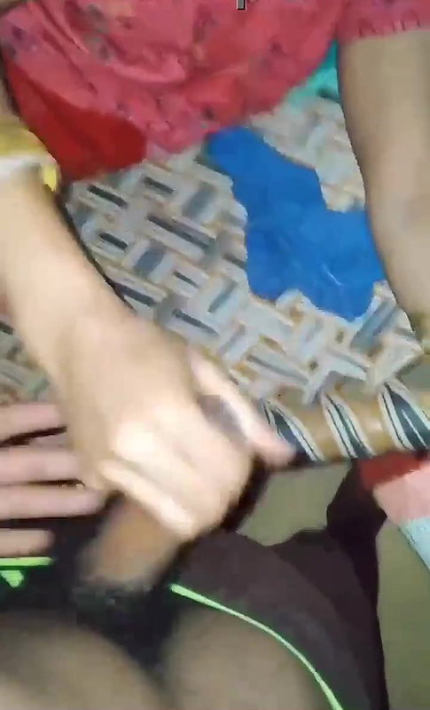 Desi housewife giving handjob lying on cot