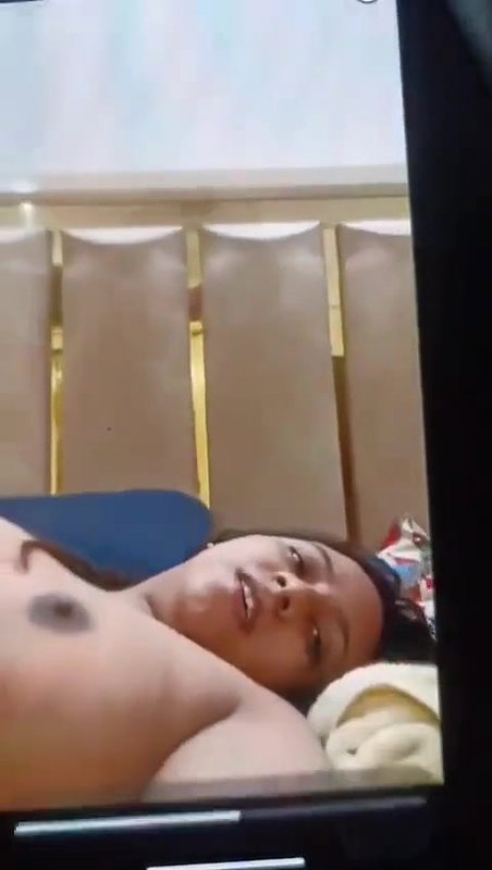 Beautiful Horny Girl Pussy Licked By Boyfriend