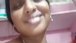 Bihari housewife dildoing pussy with a chapati roller