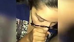 chasmish ladki ne lund chusi