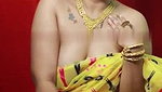 Bengali Beautiful bhabhi showing boobs