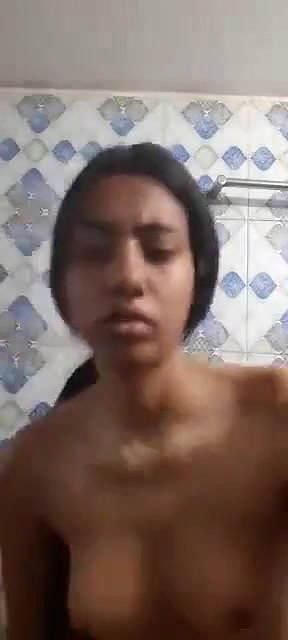 long hair girl boob show