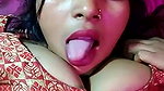Indian bhabhi showing her boobs Fingering