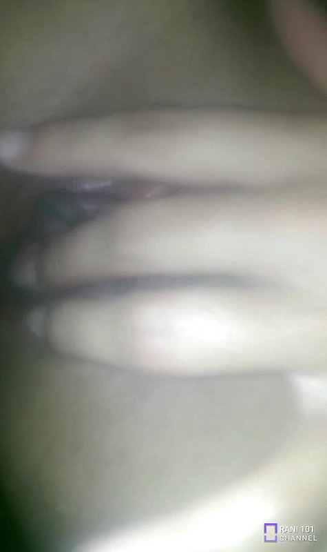 Desi teen shows pussy after sex with bf
