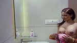 Famous Webseries Model Simran kapoor Hot Bath