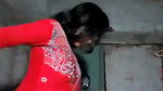 dress change krte hue boob dikhi