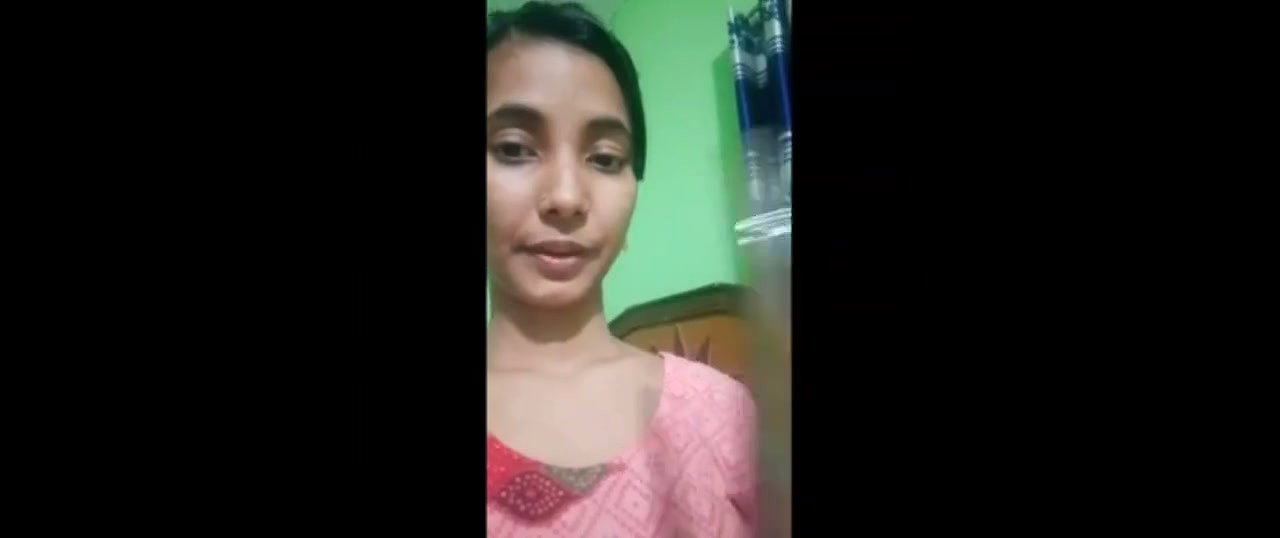 horny Girl using brinjal for fucking