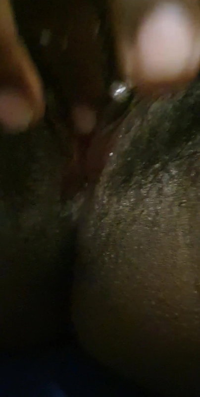 Indian sexy mom rub her hairy pussy hard fingering until cum juice with moan big boobs with big nipple
