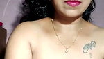 Aunty showing her sexy figure and rubing her pussy
