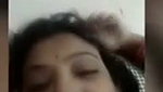 Kolkata bhabhi Fingering her pussy in vc