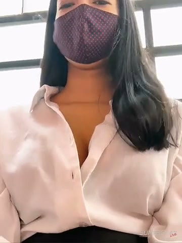 Neha 18 Stripchat Indian Teen Girl Nude Show Outside Window Nude Boobs Show