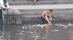 Kriti aunty outdoor bathing